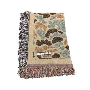 Undefeated Camo‎ Fringe Knit Throw Blanket Tan Burgundy 32"X48" Winter